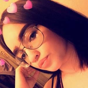 Meet your Posher, Ariana